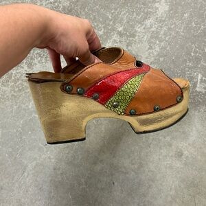Made in italy boho platform clogs